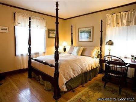 Farnam Guest House Нью-Хейвен Экстерьер фото